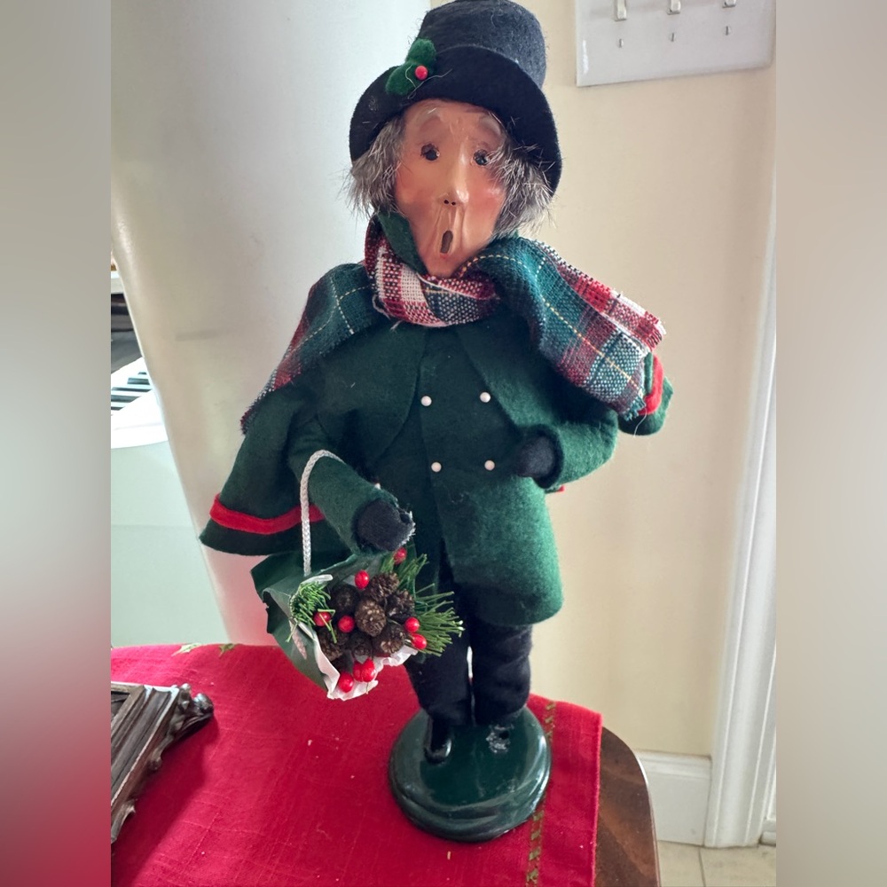 Byer’s Choice Caroler - Charming Caroler Figurine with Green Coat